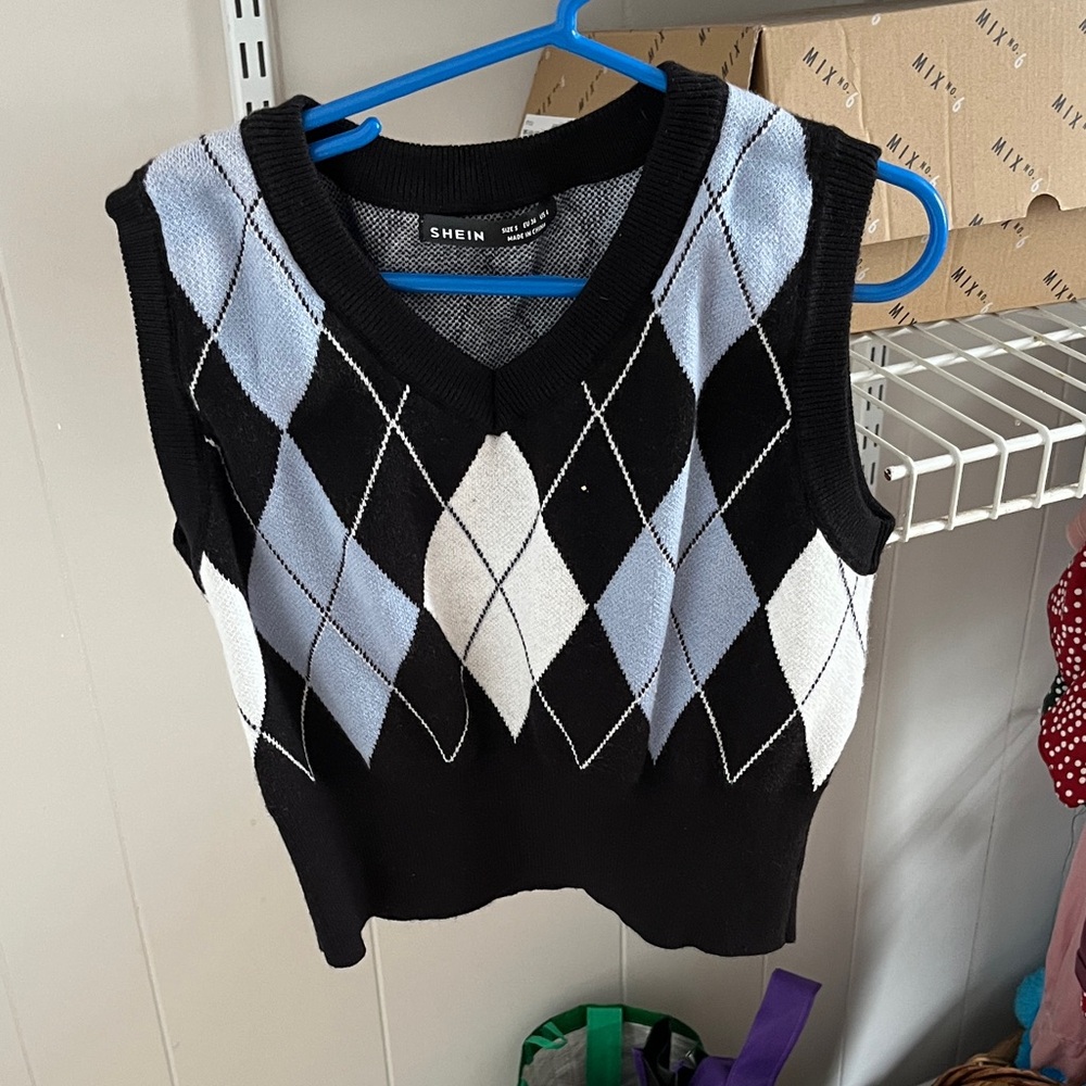 SHEIN Women's V-Neck Argyle Sweater Vest - Black, Blue, White